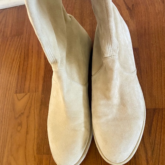 Stuart Weitzman Lowland over the knee suede boots - Picture 9 of 11